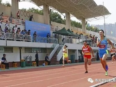 一波带走了啊！北京首节末至次节初轰一波17-0领先深圳到25分
